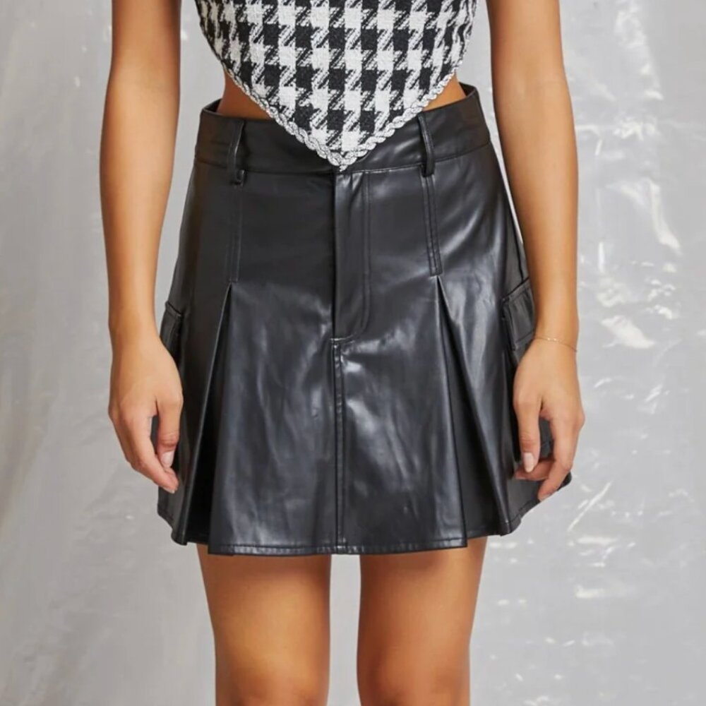 Lena Side Pocket Pleated Miniskirt